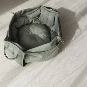 Lambwolf - OLLA Petite Pet Carrycot (Fern)